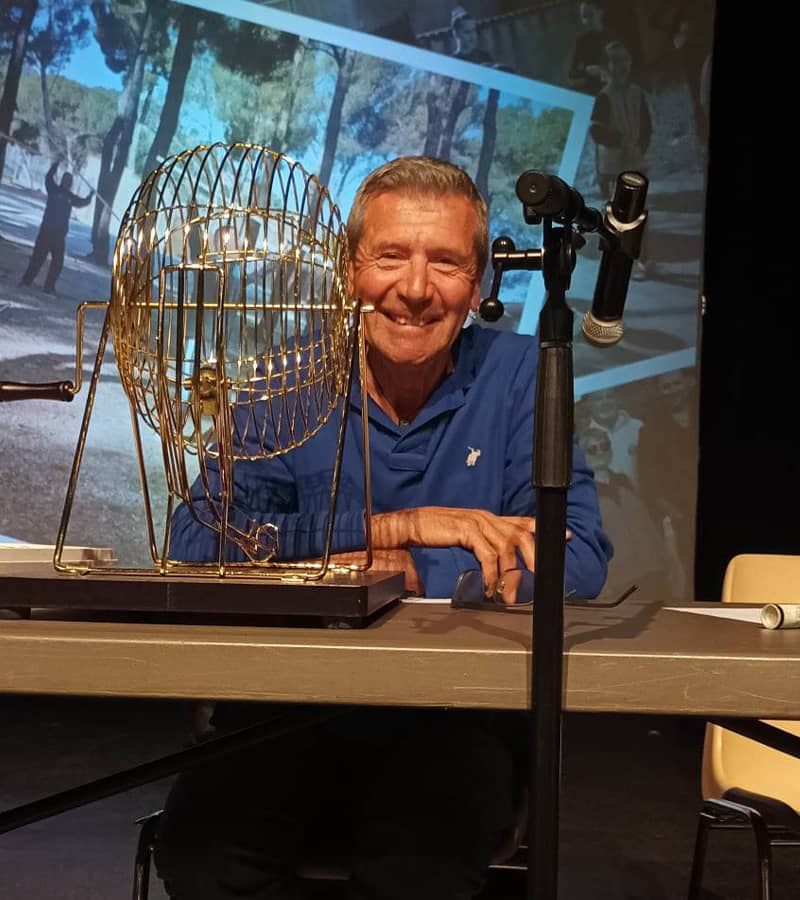 L'animateur du loto chateauneuf les martigues